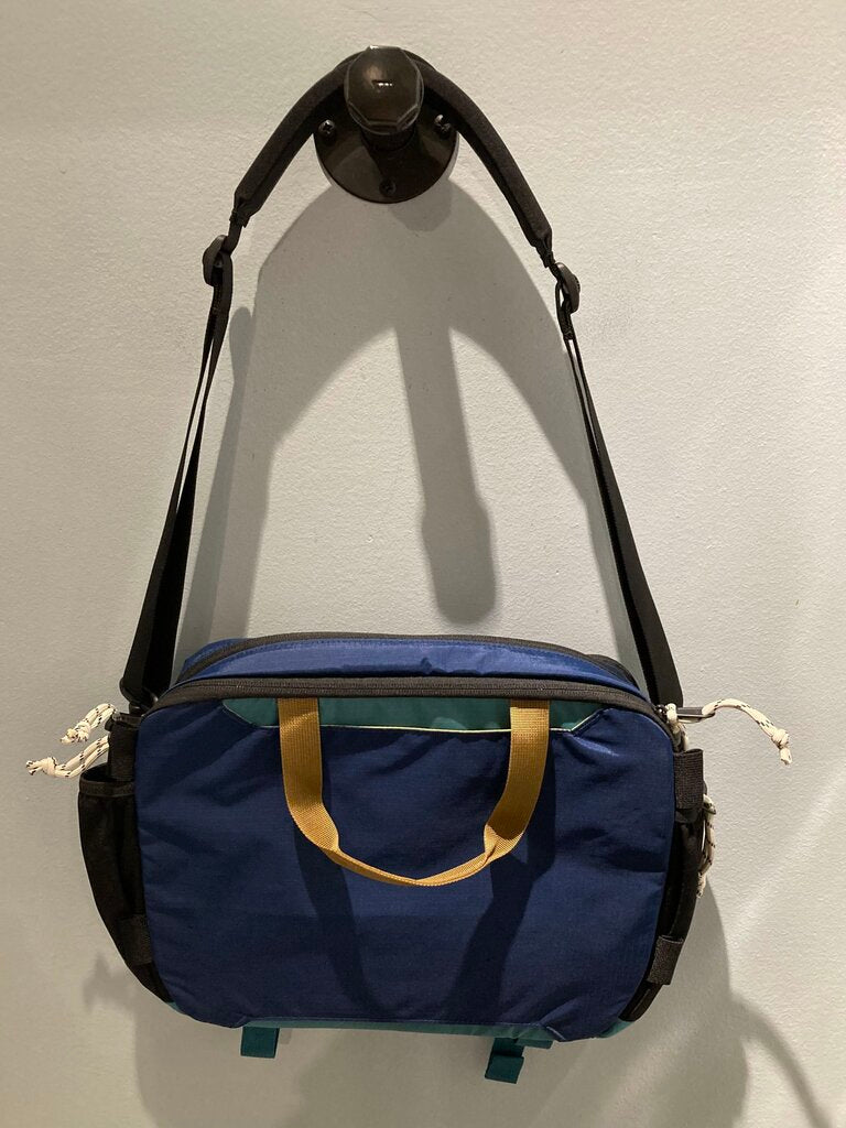 Topo Designs Mountain Cross Bag, 14L (Sample)