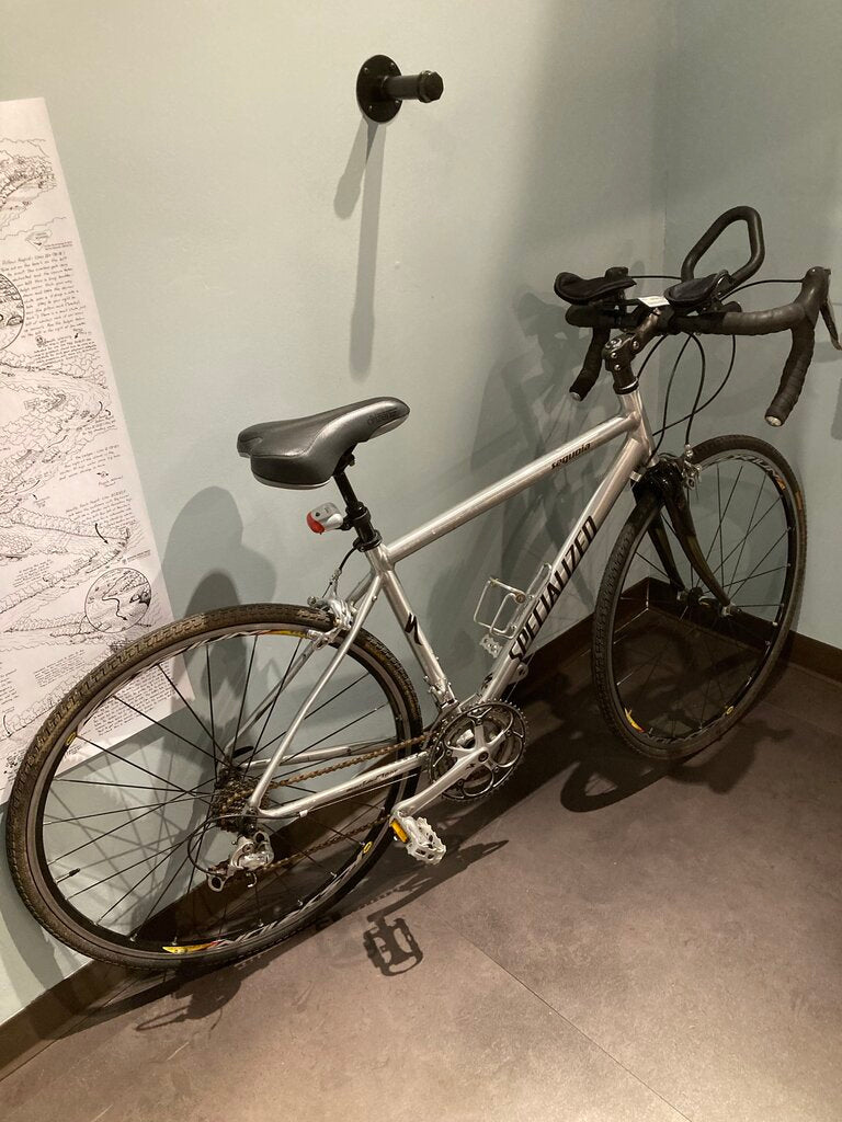 Specialized Sequoia Expert w/ Carbon Fork, Silver/Black, 19"