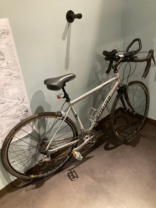 Specialized Sequoia Expert w/ Carbon Fork, Silver/Black, 19"