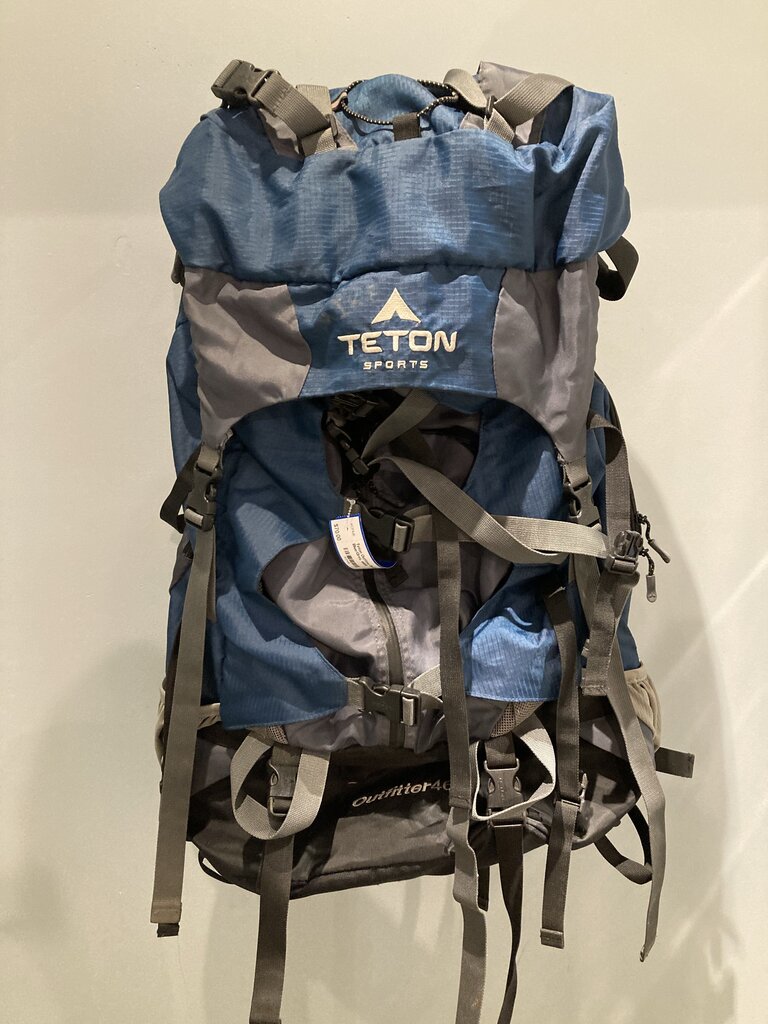 Teton Outfitter Backpack, Blue/Grey, 4600
