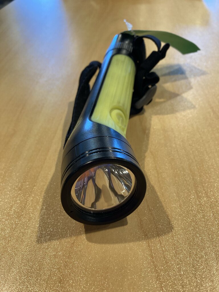 Zepher Trail Flashlight, Black/Green, 200L