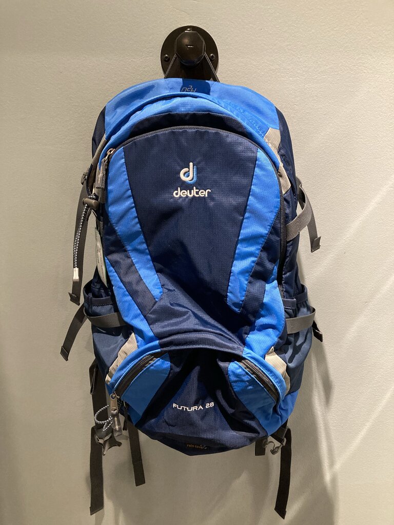 Deuter Futura 28 Backpack, Blue