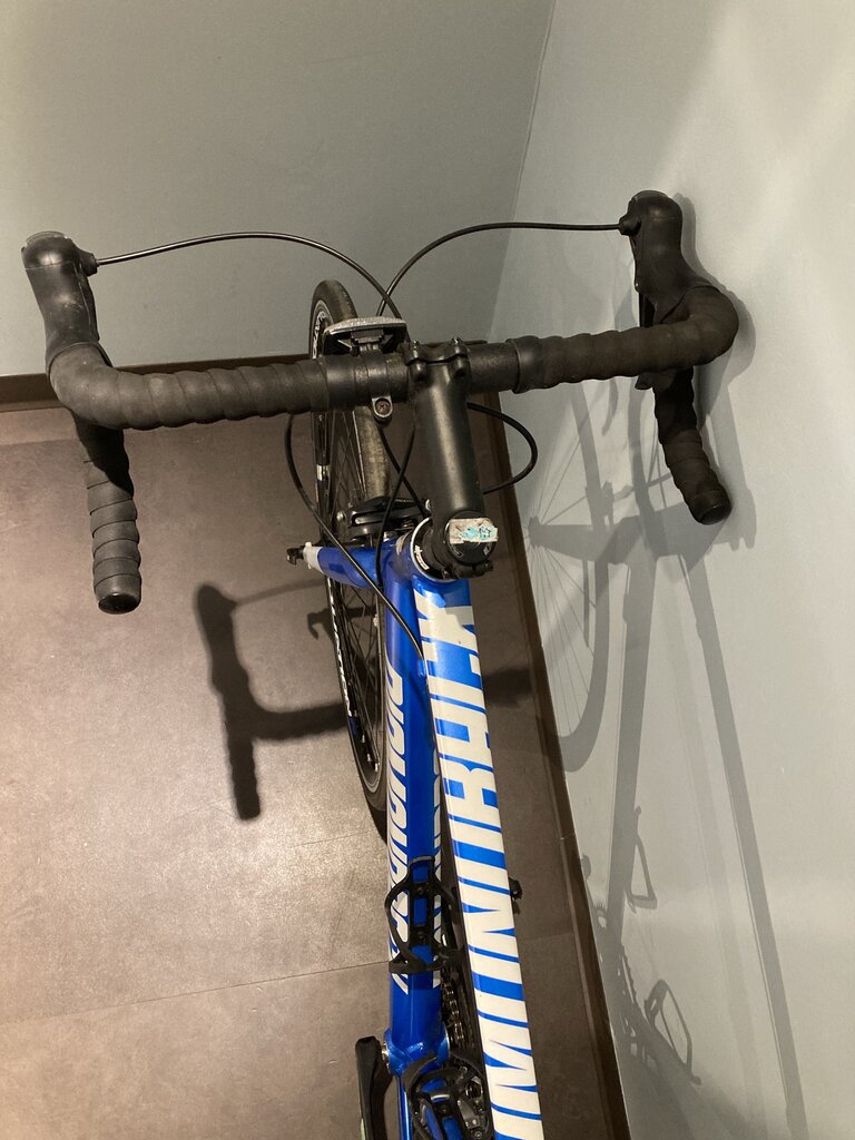 2017 Diamondback Century Sport Road Bike, Blue, 58cm Frame/700cm Wheels