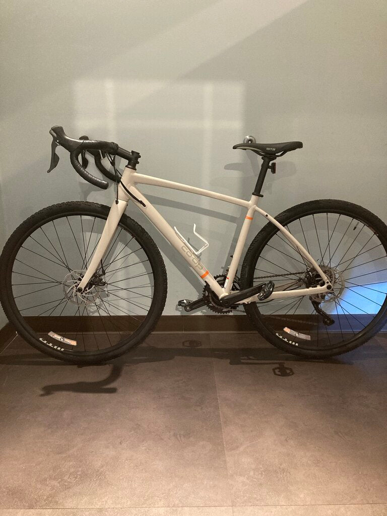 Co-Op Cycles ADV 2.2, Grey, 700c/18.5"