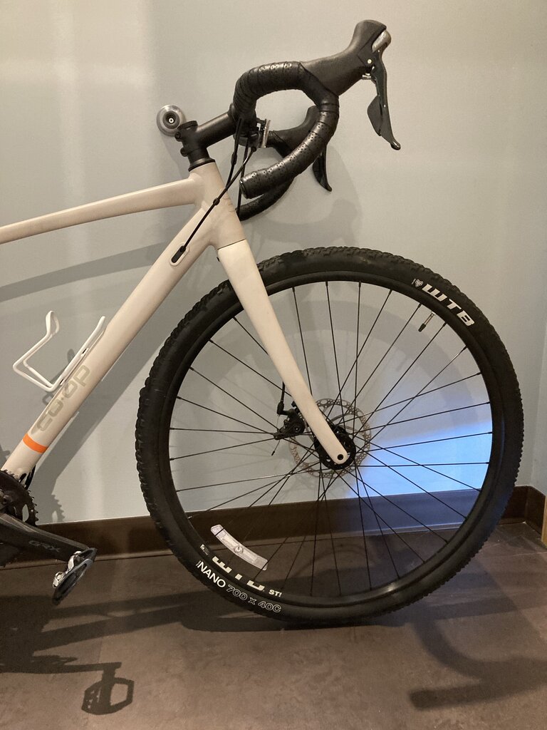 Co-Op Cycles ADV 2.2, Grey, 700c/18.5"