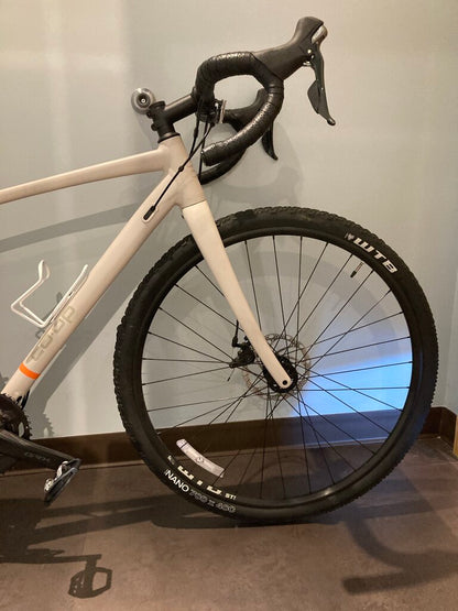 Co-Op Cycles ADV 2.2, Grey, 700c/18.5"