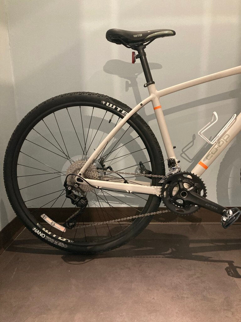 Co-Op Cycles ADV 2.2, Grey, 700c/18.5"