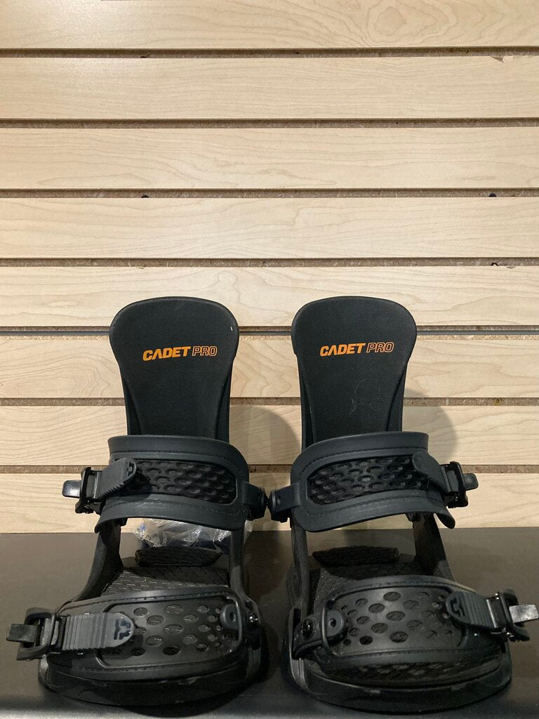 (NEW) Union Cadet Pro Bindings(WITH HARDWEAR) , Black/Orange, Youth S/M