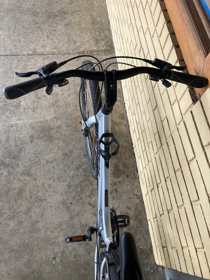 Trek Verve 2 Comfort Bike, Silver, XS