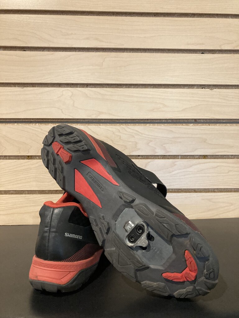 Shimano MT5 SPD Bike Shoes, Black/Pink, Women's 7.8