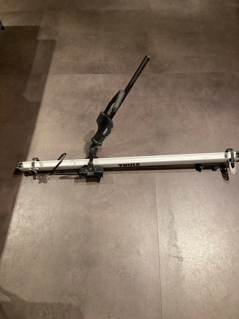 Thule UpRide Roof Mount Bike Rack w/ key, Silver, 1 Bike