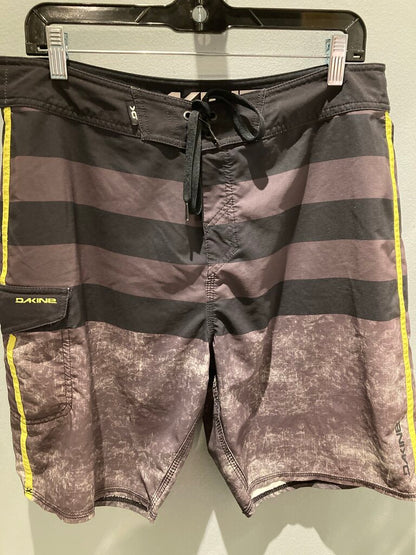 Dakine Board Shorts, Black/Brown Pattern, Men's M?