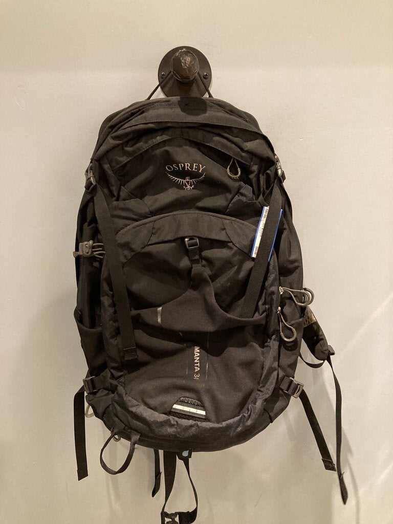 Osprey Manta Backpack, Black, 34L