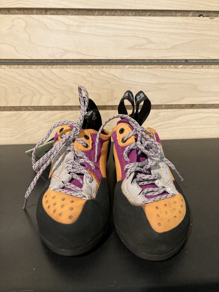 (NEW) Scarpa Climbing Shoes, Orange/Purple, EU 36
