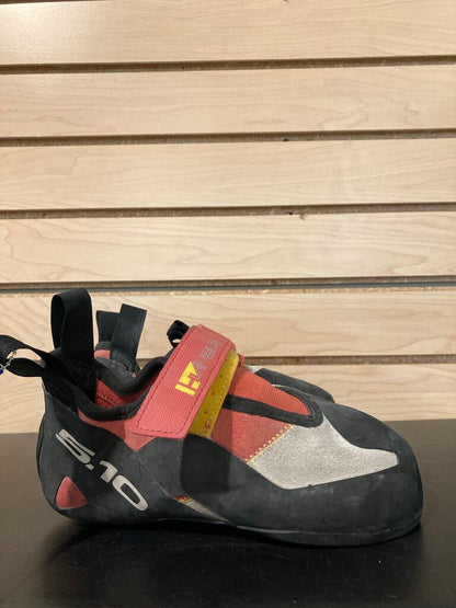 5.10 Hiangle Climbing Shoes, Pink/Yellow, Women's 8