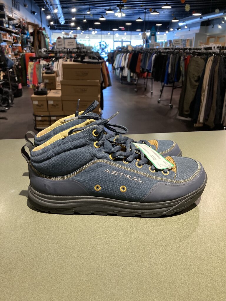 Astral Rassler 2.0. Navy/Gold, Men's 9