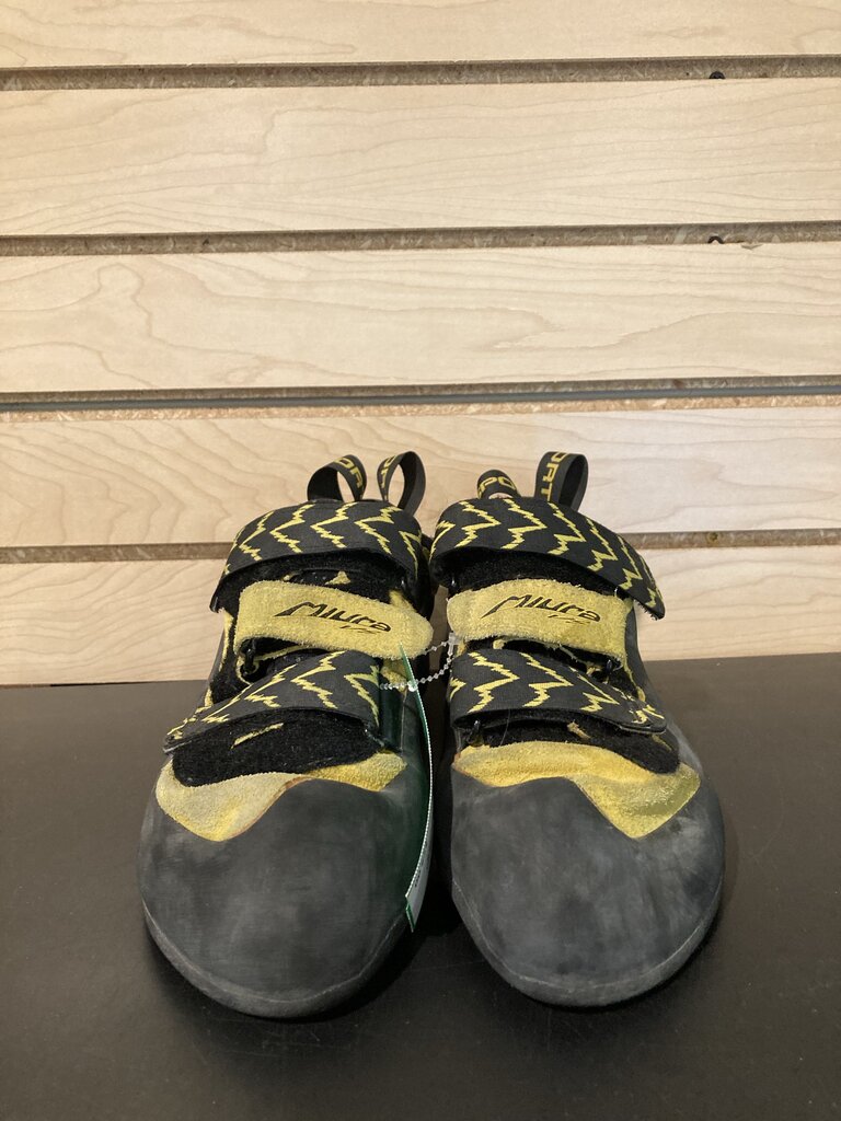 La Sportiva Miura Climbing Shoes, Yellow/Black, 42.5