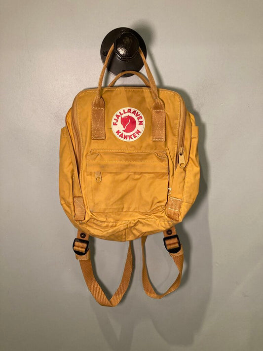 (Wear) Fjallraven Kanken Mini, Yellow, 7L