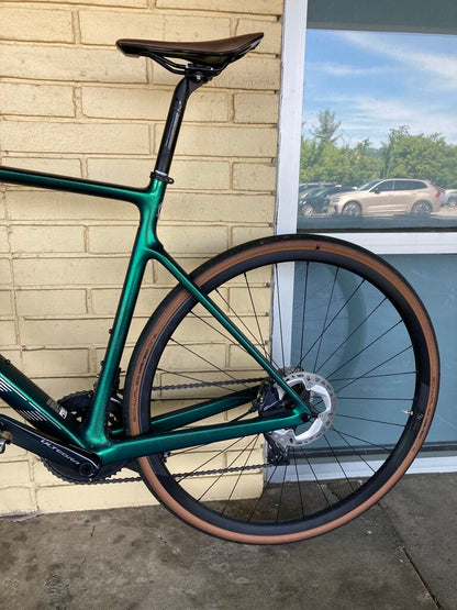 Scott Addict 20 Carbon Road Bike, Green, 28" Tires/54cm Frame