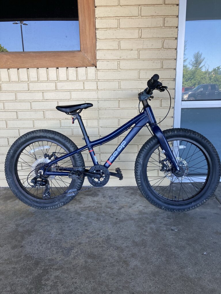 Co Op Rev 20 MTB, Navy/Red, 20in Wheels/10in Frame (Needs Grips)