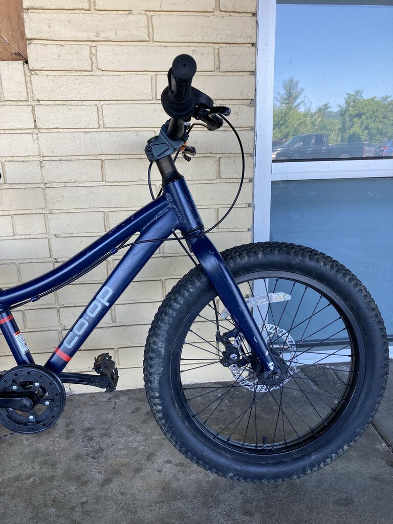 Co Op Rev 20 MTB, Navy/Red, 20in Wheels/10in Frame (Needs Grips)