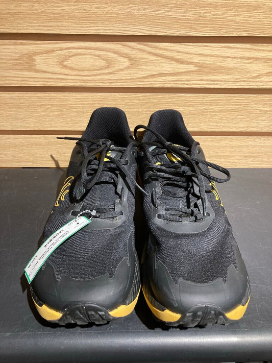 (NEW) Topo Traverse Sneakers, Black/Yellow, Men's 13