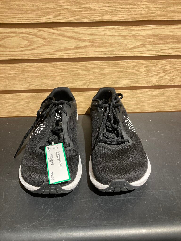 Topo Sneakers, Black, Women's 10