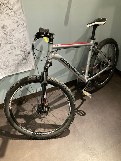 Diamondback Axis XE, Grey/Red, 20" Frame, 27.5" Wheel
