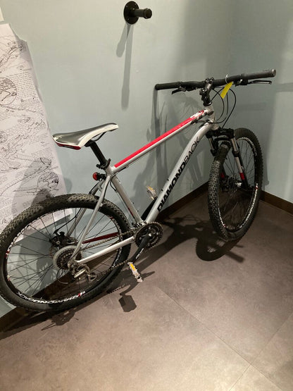 Diamondback Axis XE, Grey/Red, 20" Frame, 27.5" Wheel