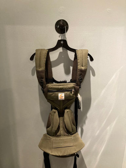 Ergobaby Omni Baby Carrier, OIive
