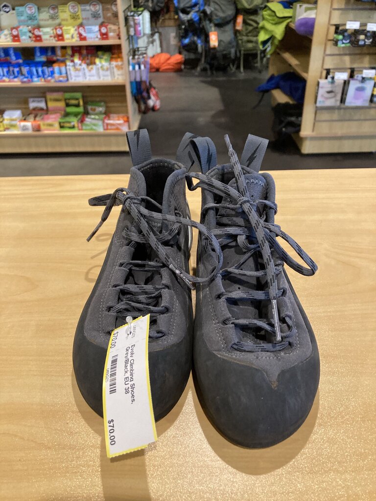 Evolv Climbing Shoes, Grey/Black, EU 38