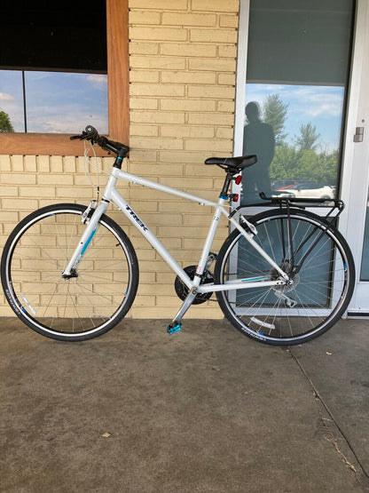 Trek FX 7.2 Hybrid Bike, White/Blue, 19" Frame/700cm Wheels