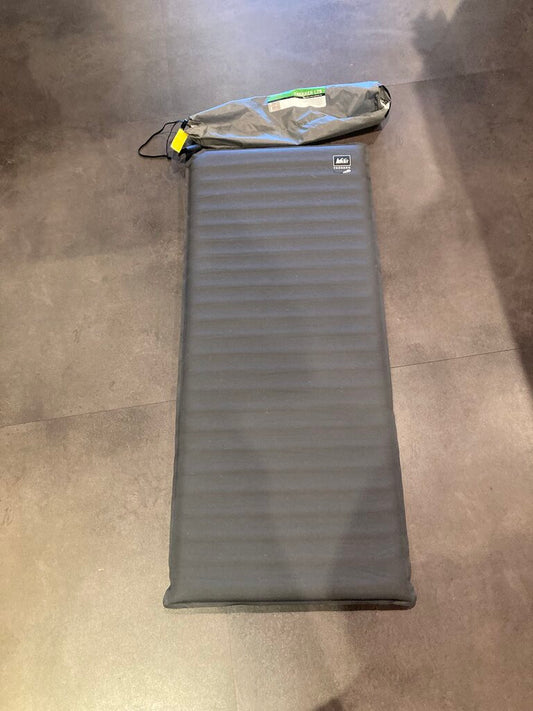 REI Trekker 1.75 Self-Inflating Sleeping Pad, Grey, Short