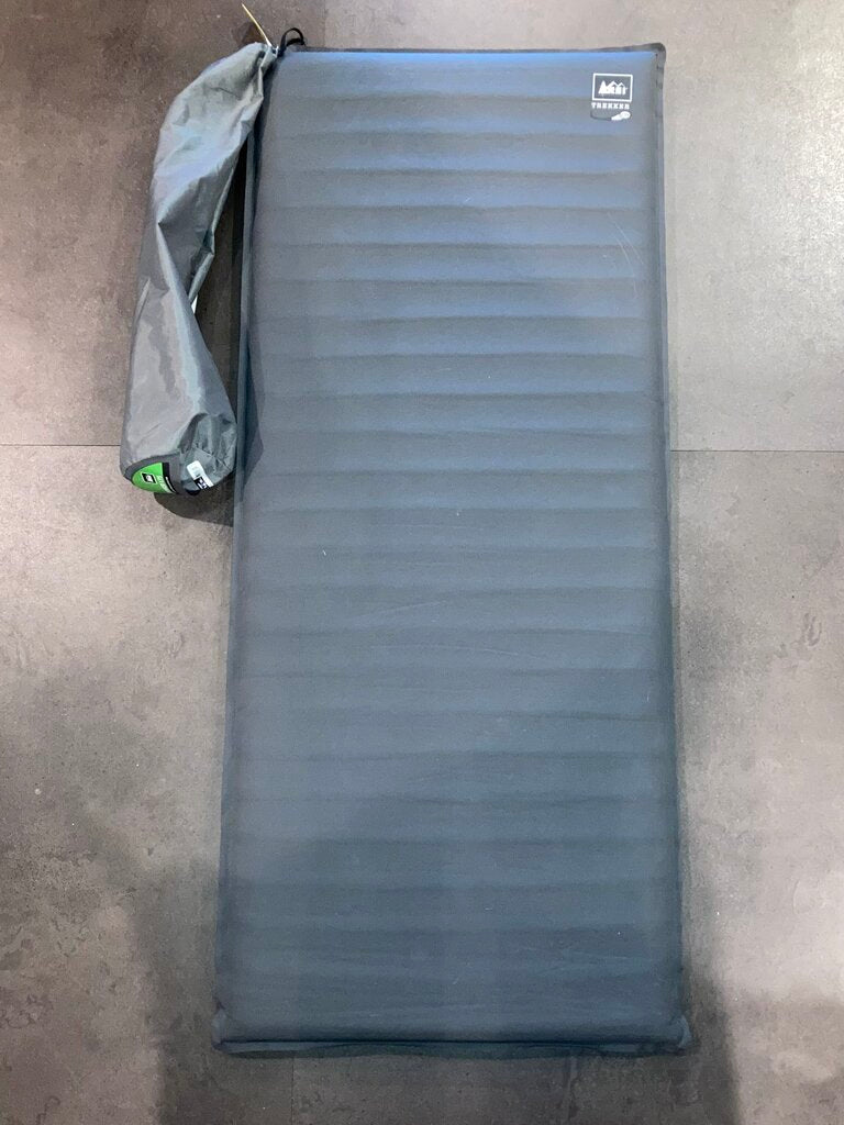 REI Trekker 1.75 Self-Inflating Sleeping Pad, Grey, Short