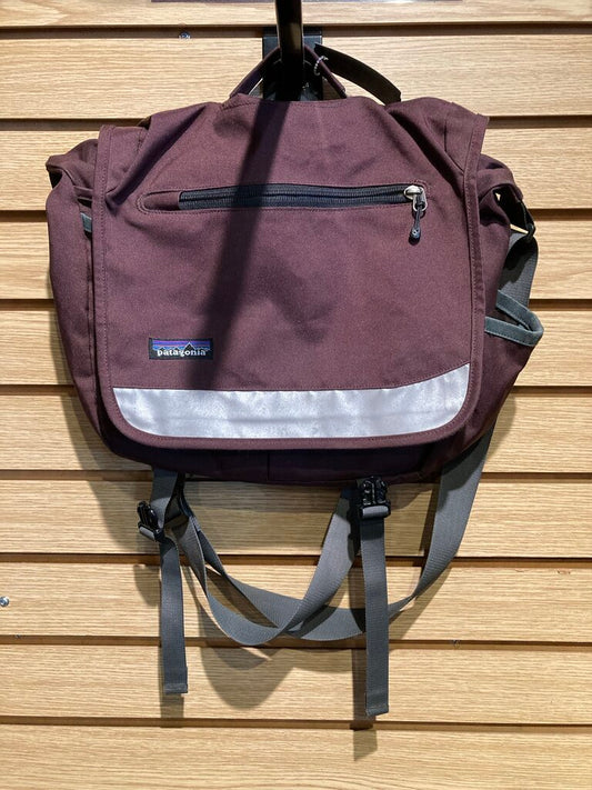 Patagonia Messenger Bag, Maroon, Small