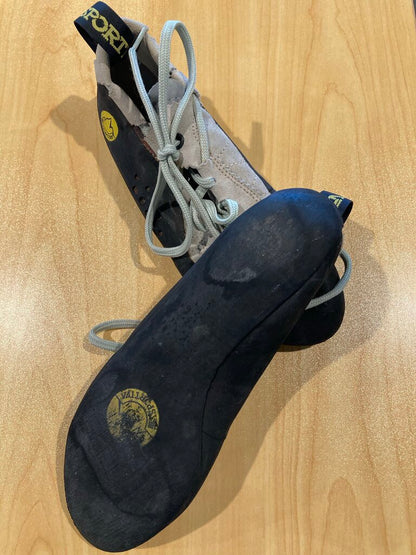 (Wear) La Sportiva Mythos Climbing Shoes, Grey/Light Blue, 37.5