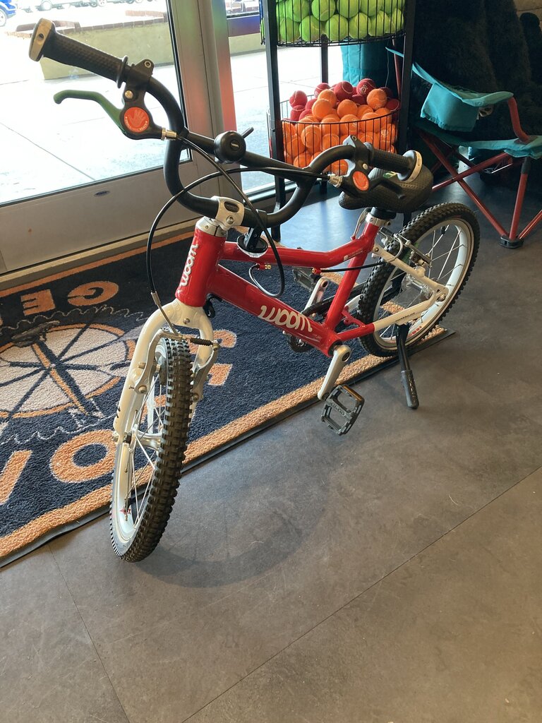 (Needs Brakes TLC) Woom 3, Red/White, 16"