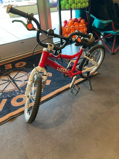(Needs Brakes TLC) Woom 3, Red/White, 16"