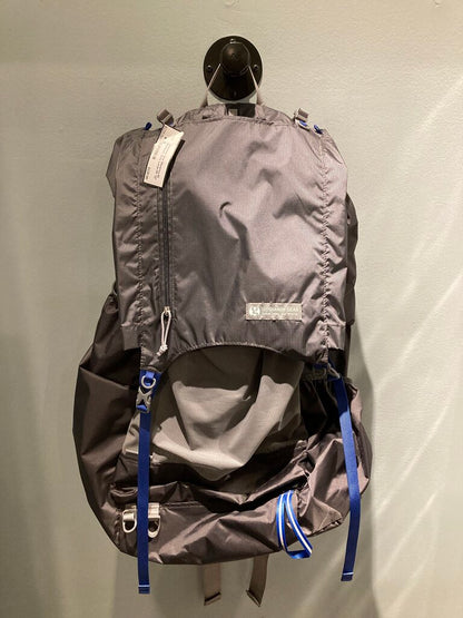 Gossamer Gear Mariposa 60 Backpack, Gray, Large/20"-22" (Unused)