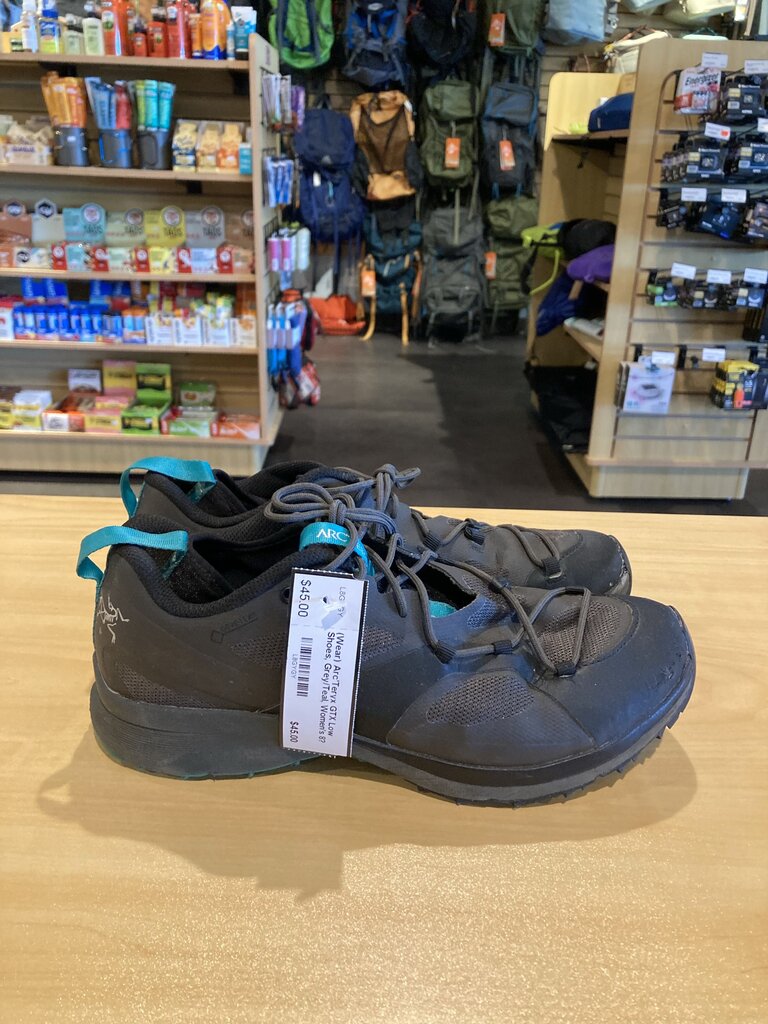 (Wear) Arc'Teryx GTX Low Shoes, Grey/Teal, Women's 8?