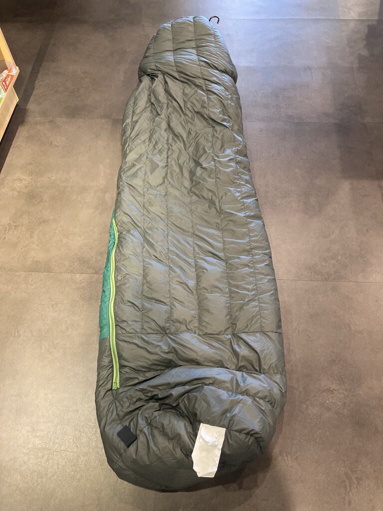 Cabelas Sleeping Bag, Green 15 Degree