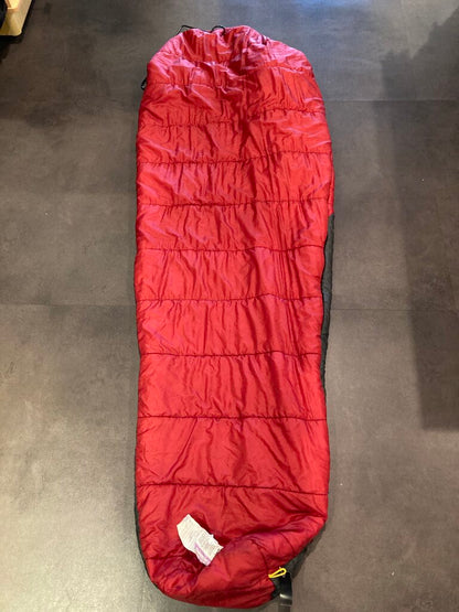 Mountainsmith Flux 20F Synth. Sleeping Bag, Red/Black