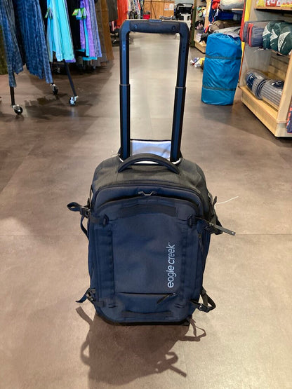 Eagle Creek Gear Warrior XE Wheeled, Black, 40L (Sample)