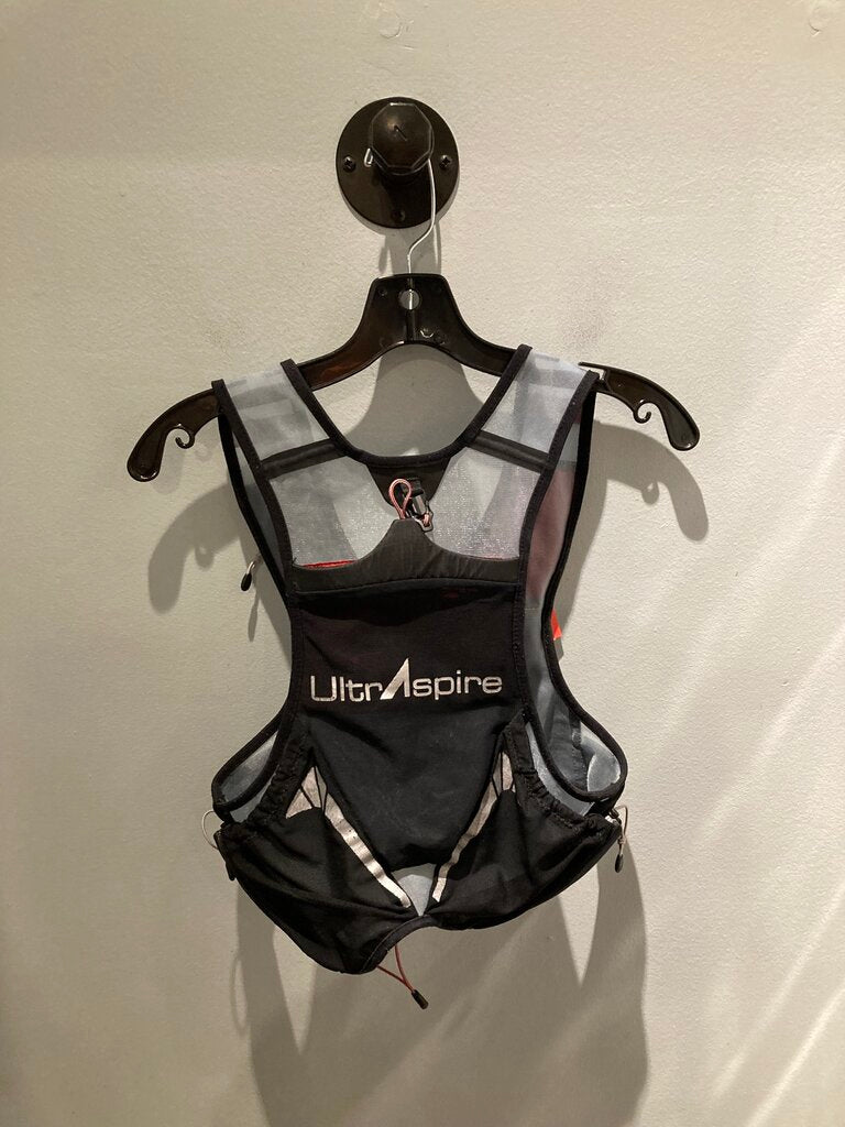 Ultraspire 6L Running Vest, Black