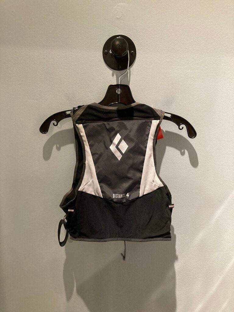 Black Diamond Distance 4 Running Vest, Black (w/ Bottles)