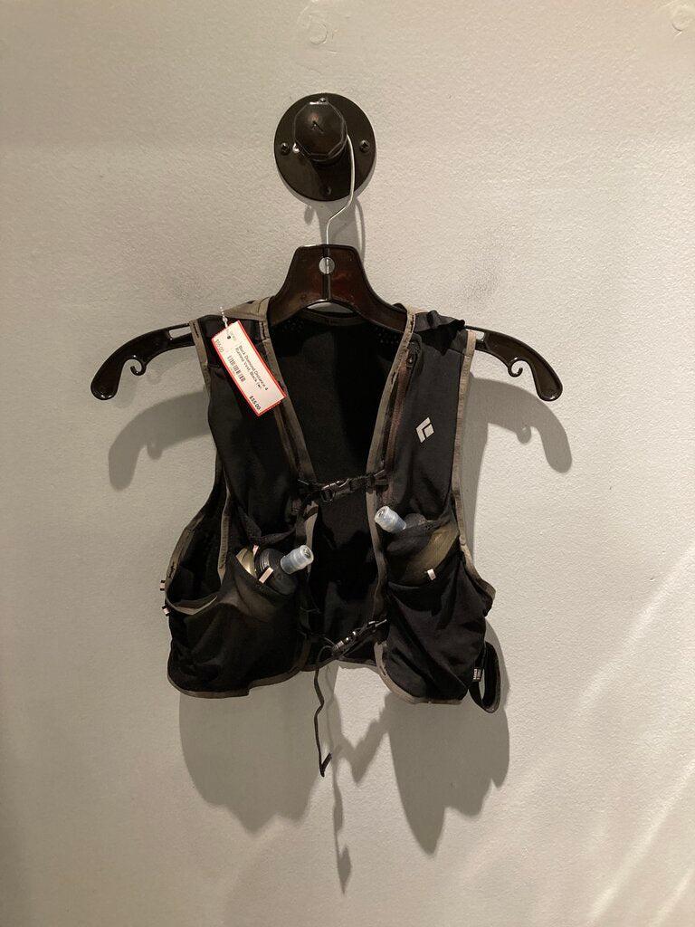 Black Diamond Distance 4 Running Vest, Black (w/ Bottles)