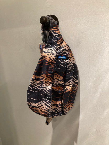 (NWT) Kavu Rope Sling Bag, Black/Brown