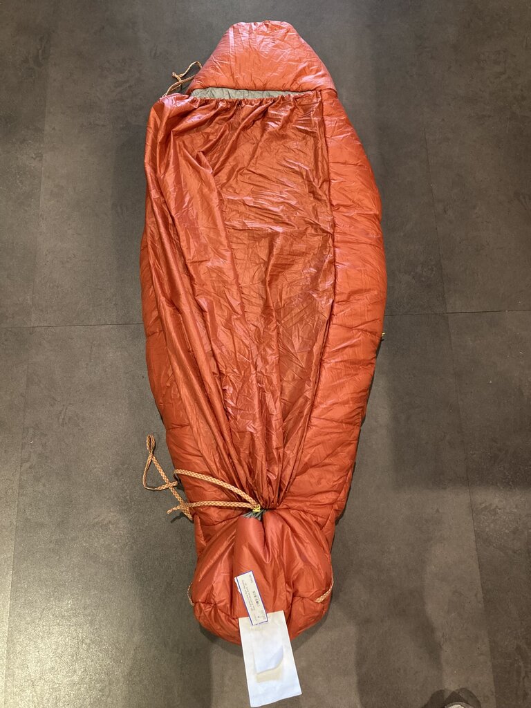 Big Agnes Little Red Sleeping Bag, Red/Yellow, Kid's 20 Degree (Sample)