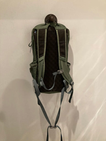 Osprey Skarab 18 Backpack, Green, 18L