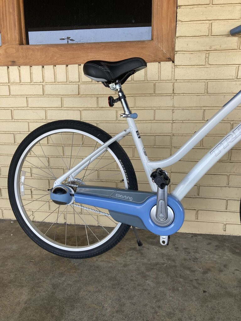 Trek Lime Lite Hybrid Bike, White, 26"wheels/17.5"frame